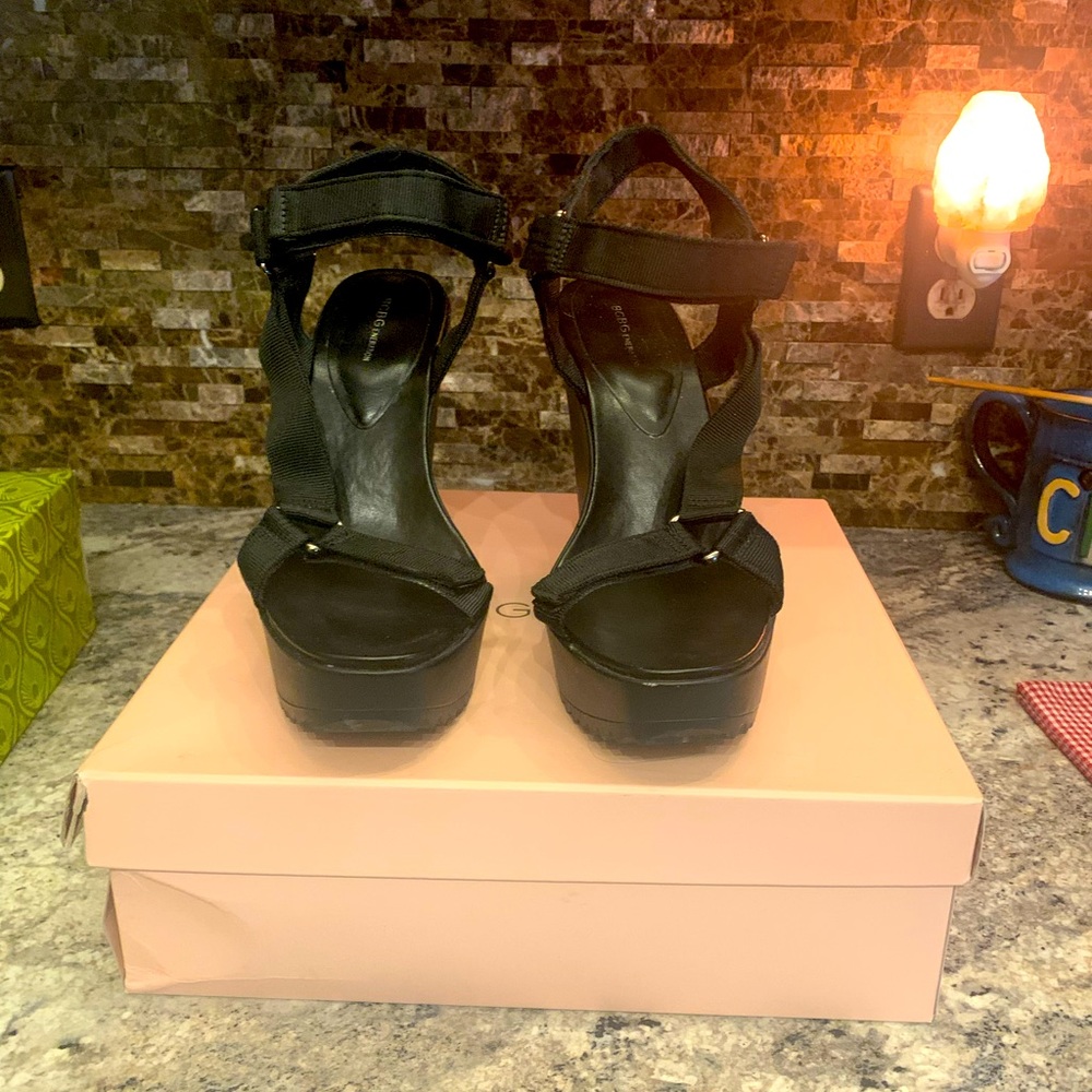 BCBG BC Casper 8.5 Velcro ankle strap wedge
